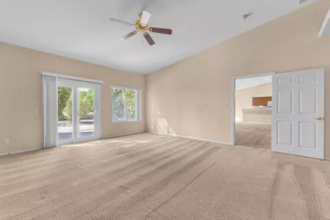 48690 Hepburn Dr, Indio, CA 92201 photo 5