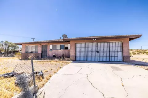 Exterior - 2130 Orchid St, Barstow, CA 92311 photo 2 of 2