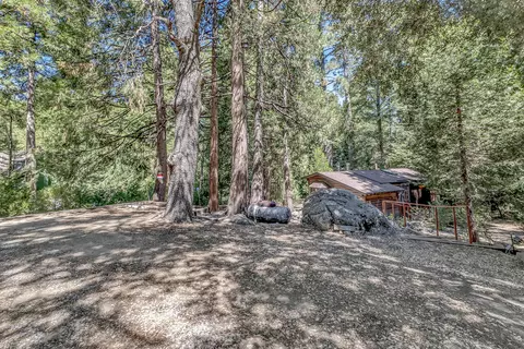 26020 Boulder Dr, Idyllwild, CA 92549 photo 2