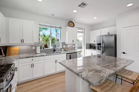 Kitchen - 80501 Key Largo Dr, Indio, CA 92201 photo 4 of 4