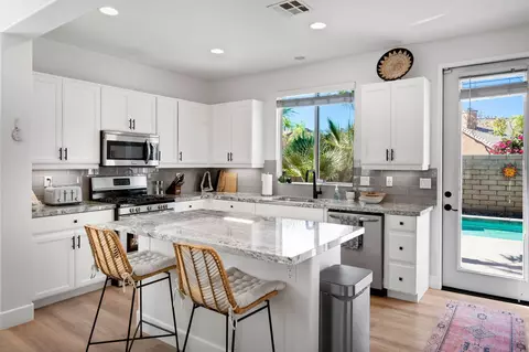 Kitchen - 80501 Key Largo Dr, Indio, CA 92201 photo 2 of 4