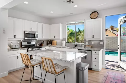 Kitchen - 80501 Key Largo Dr, Indio, CA 92201 photo 3 of 4