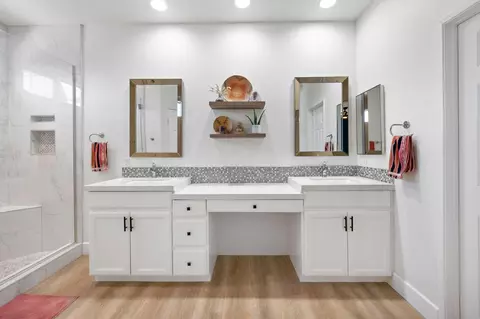 Bath - 80501 Key Largo Dr, Indio, CA 92201 photo 1 of 5
