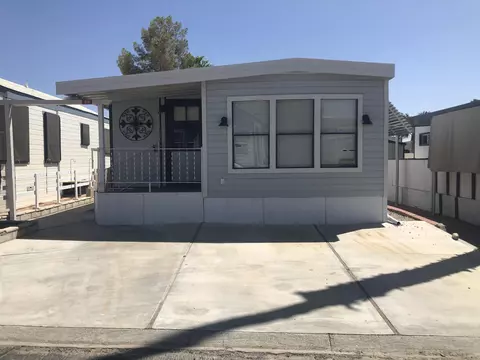74711 Dillon Rd #SPC 879, Desert Hot Springs, CA 92241