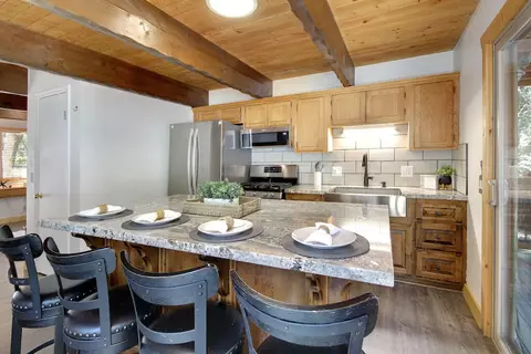 399 Highland Ln, Sugarloaf, CA 92386 photo 13