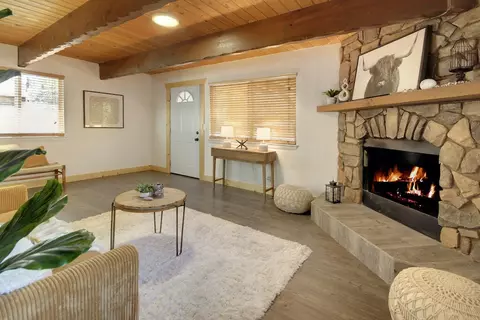 399 Highland Ln, Sugarloaf, CA 92386 photo 10