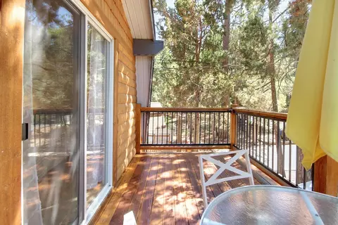 399 Highland Ln, Sugarloaf, CA 92386 photo 24