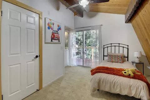 399 Highland Ln, Sugarloaf, CA 92386 photo 26