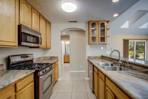 7417 Sunny Vis, Joshua Tree, CA 92252 photo 16