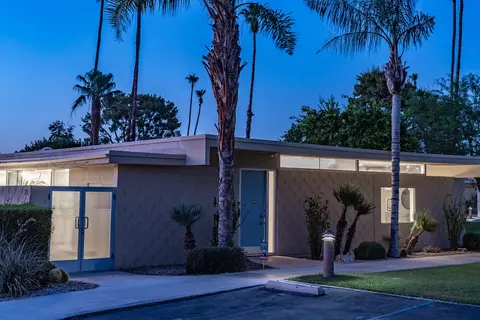 72 Lakeview Dr, Palm Springs, CA 92264