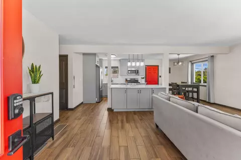 8646 Valencia St, Spring Valley, CA 91977 photo 4