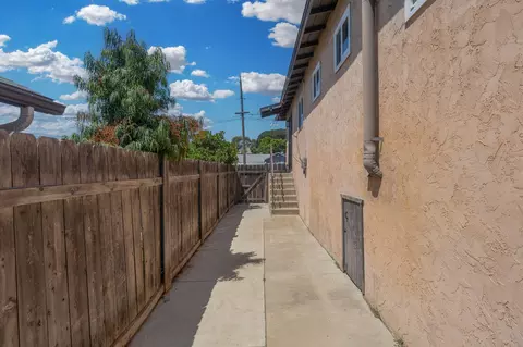 8646 Valencia St, Spring Valley, CA 91977 photo 31