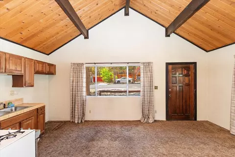 541 Moreno Ln, Sugarloaf, CA 92386 photo 11