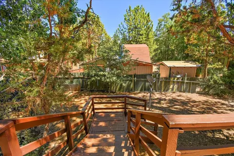 541 Moreno Ln, Sugarloaf, CA 92386 photo 22