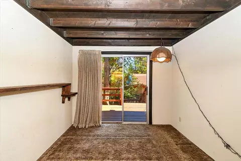 541 Moreno Ln, Sugarloaf, CA 92386 photo 17