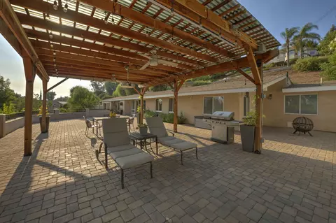 Exterior - 643 Crown St, Glendora, CA 91740 photo 4 of 7