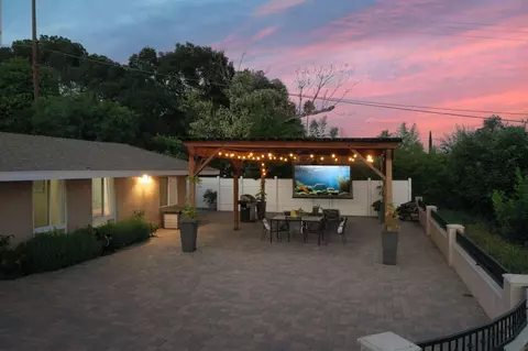 Exterior - 643 Crown St, Glendora, CA 91740 photo 5 of 7