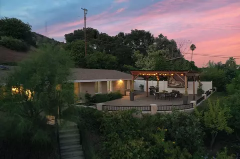 Exterior - 643 Crown St, Glendora, CA 91740 photo 2 of 7