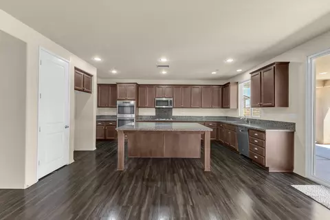 82547 Concord Dr, Indio, CA 92203 photo 4