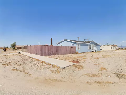 2660 Lodi Ave, Thermal, CA 92274 photo 3