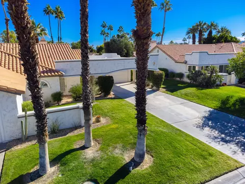 158 Desert Falls Dr E, Palm Desert, CA 92211