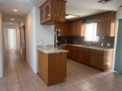 82711 Crest Ave, Indio, CA 92201 photo 5