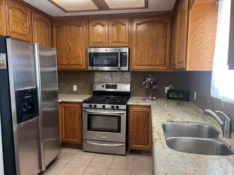 82711 Crest Ave, Indio, CA 92201 photo 4