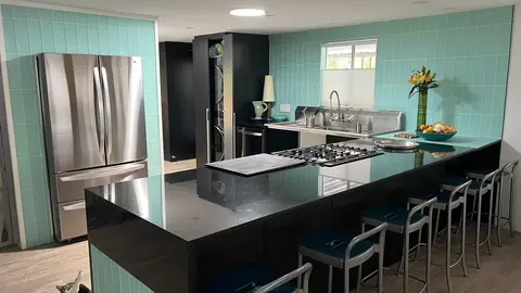 415 Onyx Dr, Palm Springs, CA 92264