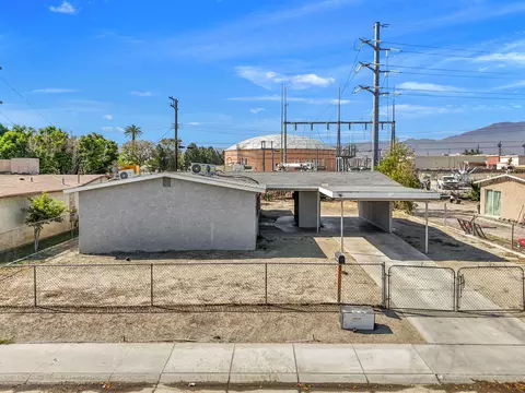 82095 Primrose Ave, Indio, CA 92201 photo 2