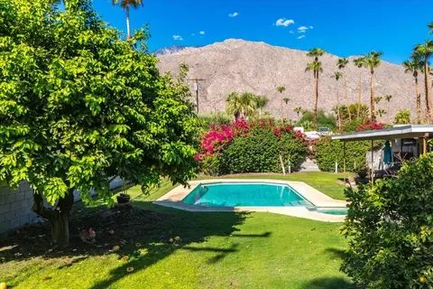 873 E San Lucas Rd, Palm Springs, CA 92264