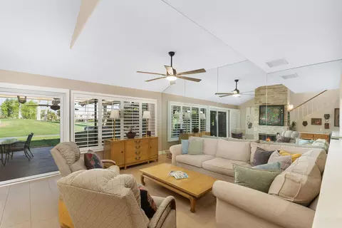 41736 Woodhaven Dr W, Palm Desert, CA 92211