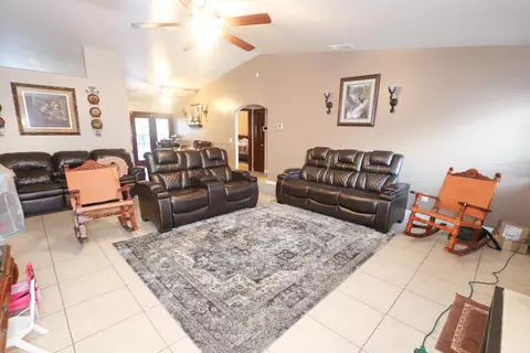 31200 Date Palm Dr, Cathedral City, CA 92234