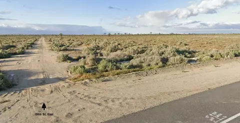 107 Th Street East Avenue D 4, Lancaster, CA 93535