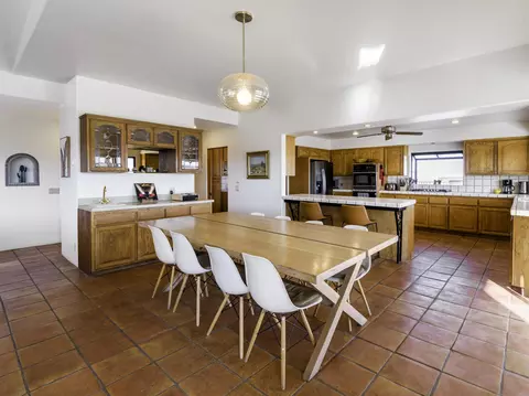 Dining - 61979 Campanula St, Joshua Tree, CA 92252 photo 1 of 3