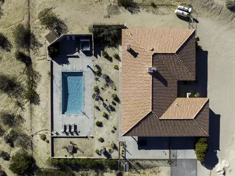 View/Area - 61979 Campanula St, Joshua Tree, CA 92252 photo 2 of 2