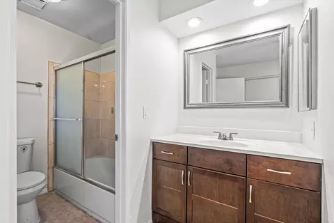 Bath - 3043 N Brea Blvd, Fullerton, CA 92835 photo 1 of 2