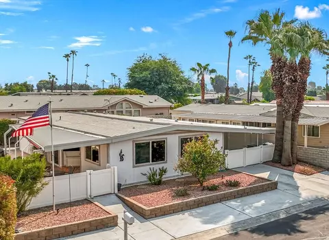 38334 Devils Canyon Dr, Palm Desert, CA 92260