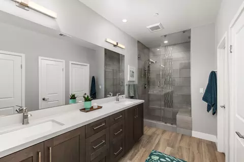 Bath - 50825 Harps Canyon Dr, Indio, CA 92201 photo 2 of 3