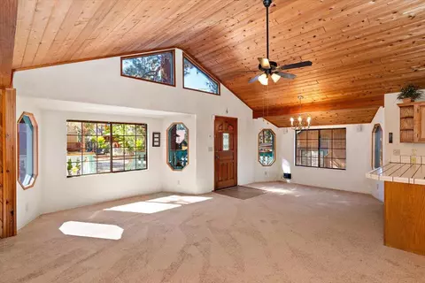 155 Cedar Ln, Sugarloaf, CA 92386 photo 7