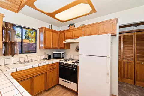 155 Cedar Ln, Sugarloaf, CA 92386 photo 14