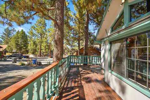155 Cedar Ln, Sugarloaf, CA 92386 photo 5