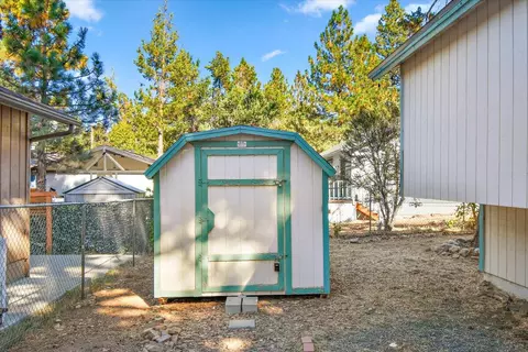 155 Cedar Ln, Sugarloaf, CA 92386 photo 28