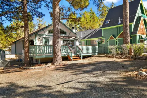 155 Cedar Ln, Sugarloaf, CA 92386 photo 4