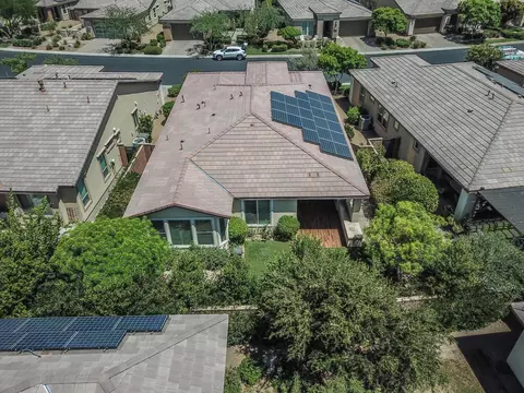 View/Area - 51235 Longmeadow St, Indio, CA 92201 photo 2 of 13