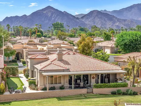48135 Via Hermosa, La Quinta, CA 92253