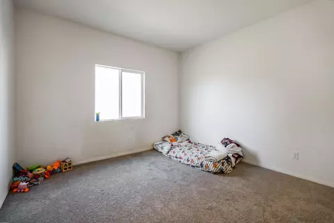 Bedroom - 44537 Beringer Dr, Indio, CA 92203 photo 4 of 4