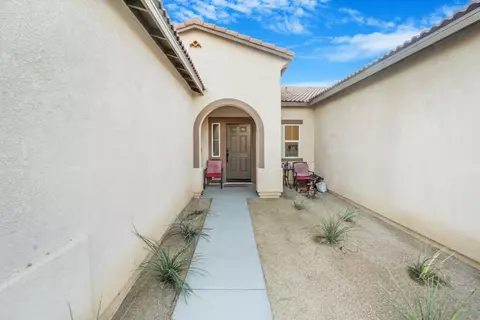 Entry Way - 44537 Beringer Dr, Indio, CA 92203 photo 1 of 5