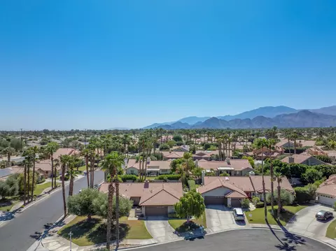 76931 London Ct, Palm Desert, CA 92211