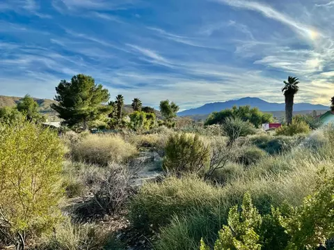 49375 Mojave Dr, Morongo Valley, CA 92256 photo 4