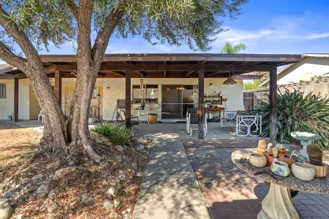 1372 N San Antonio Ave, Upland, CA 91786 photo 21